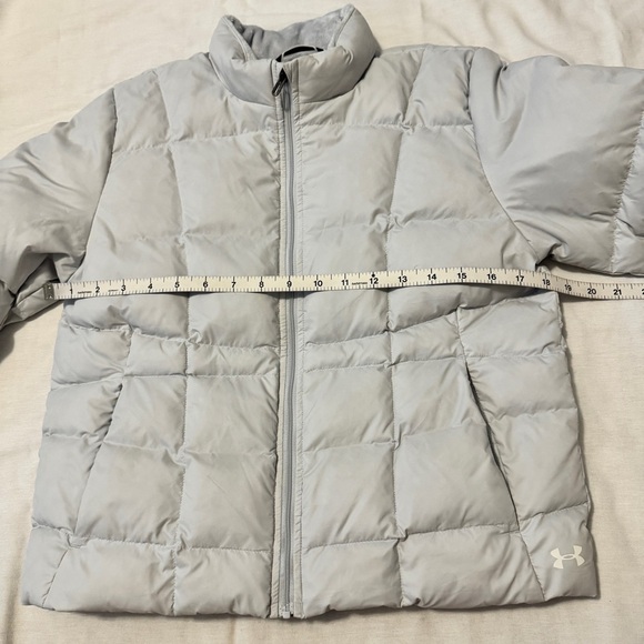 Under Armour Small Light Gray Down Puffer Jacket ~ Full Zipper Pockets Outdoor - Picture 4 of 8